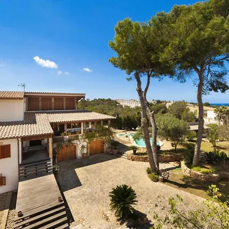 Вилла Tranquil Mallorquin With Private Pool Access *