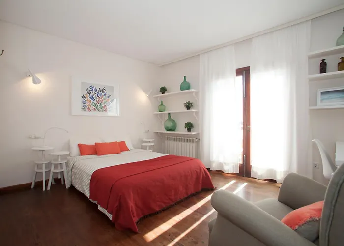 Tranquil Mallorquin With Private Pool Access Vila