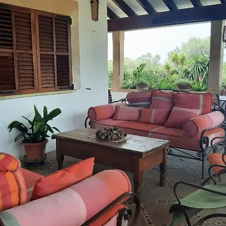 Вилла Tranquil Mallorquin With Private Pool Access Эл Аренал