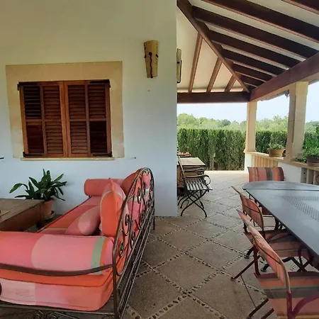 Вилла Tranquil Mallorquin With Private Pool Access *