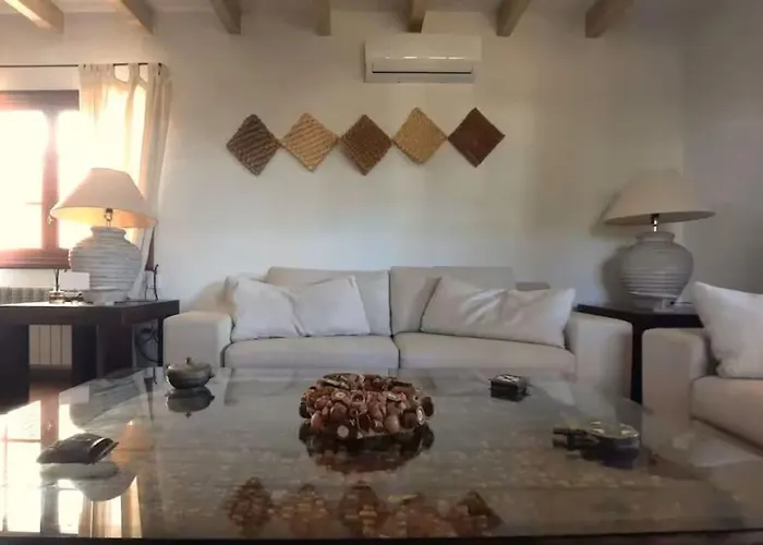 Villa Tranquil Mallorquin With Private Pool Access